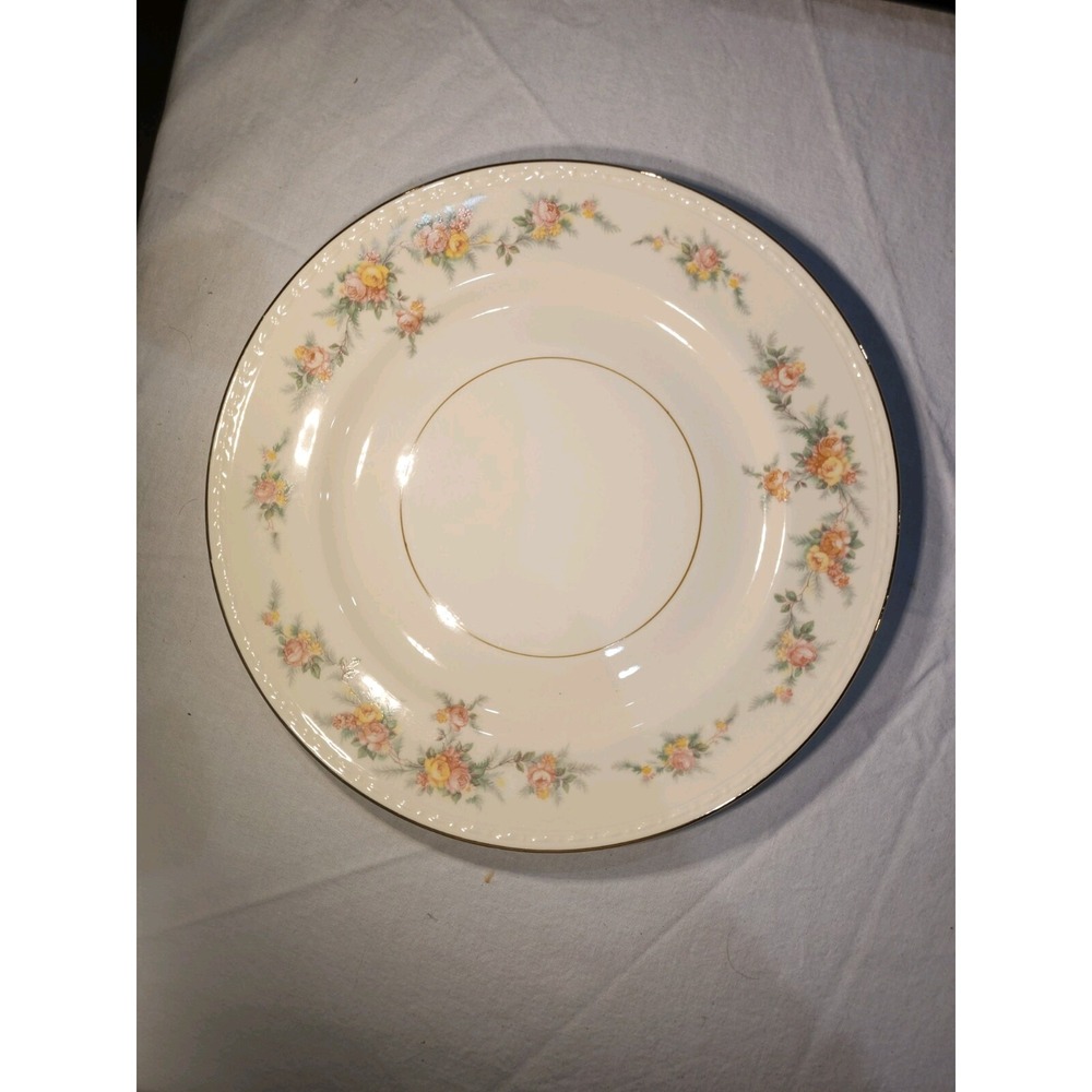 (One) Homer Laughlin Georgian Eggshell E51N5- Dinner Plate 9-3/4"
